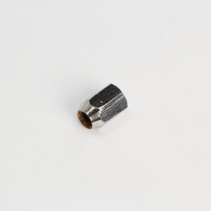 Гайка литого диска R8 М8х1.25